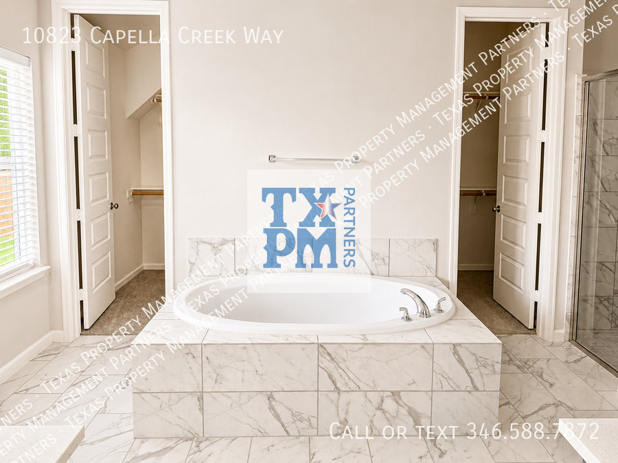 10823 Capella Creek Way - Photo 6 of 9