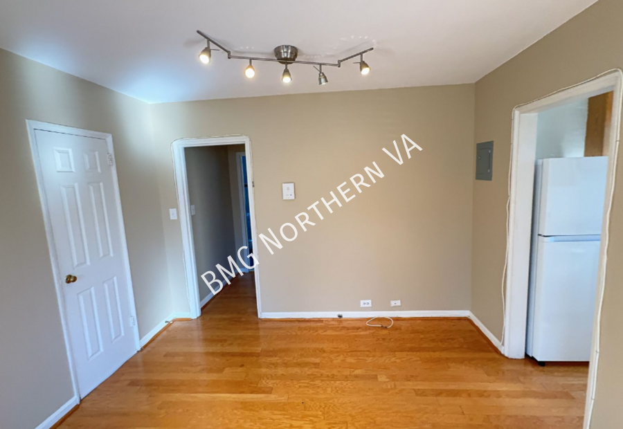 209 N Trenton St #3 - Photo 3 of 7