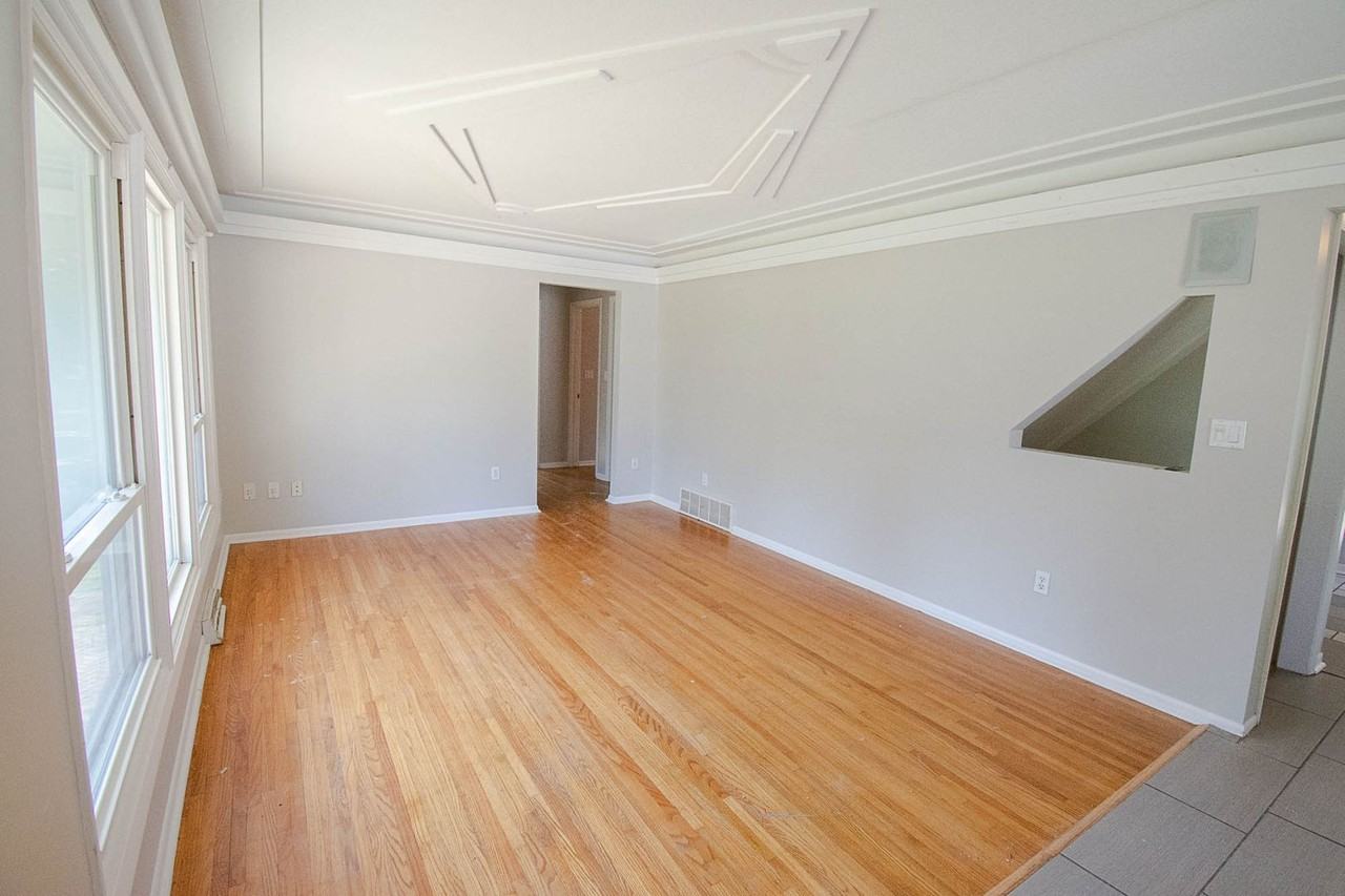 2114 24th St Nw - Photo 3 of 29