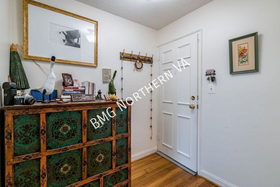 108 N George Mason Dr #108-2 - Photo 2 of 22