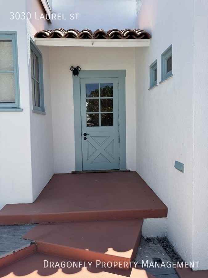 3030 Laurel St - Photo 3 of 30