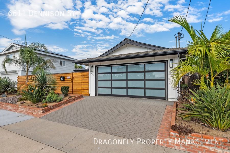 6611 Dennison St - Photo 4 of 31