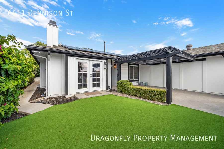 6611 Dennison St - Photo 5 of 31