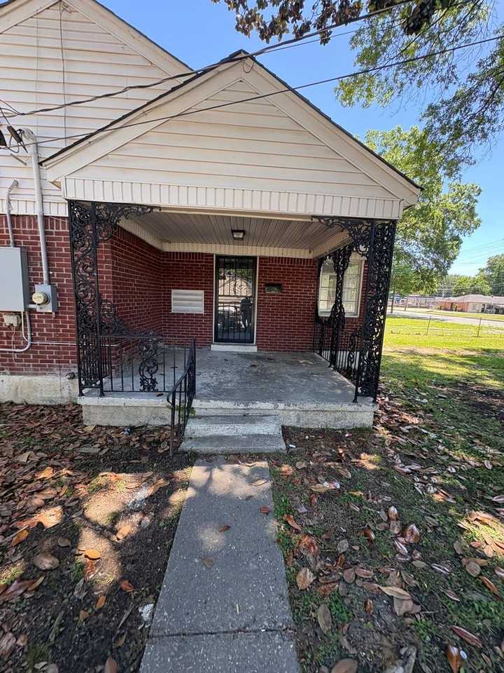 3904 Kimball Ave - Photo 2 of 25
