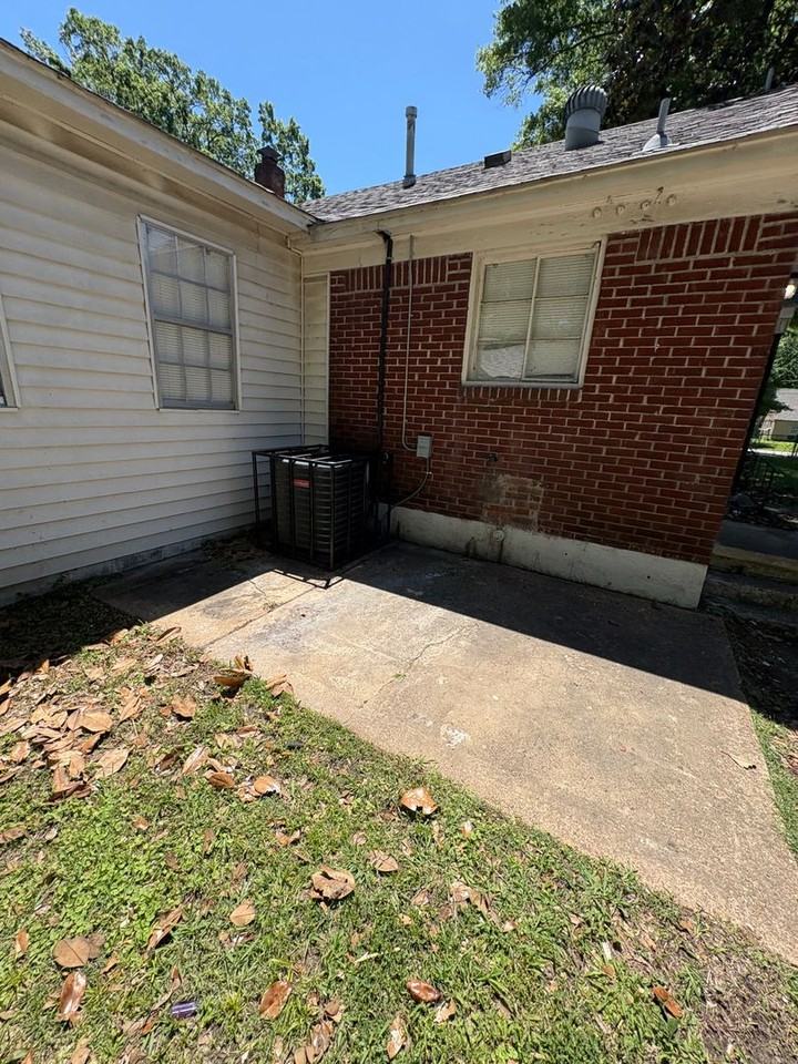 3904 Kimball Ave - Photo 5 of 25