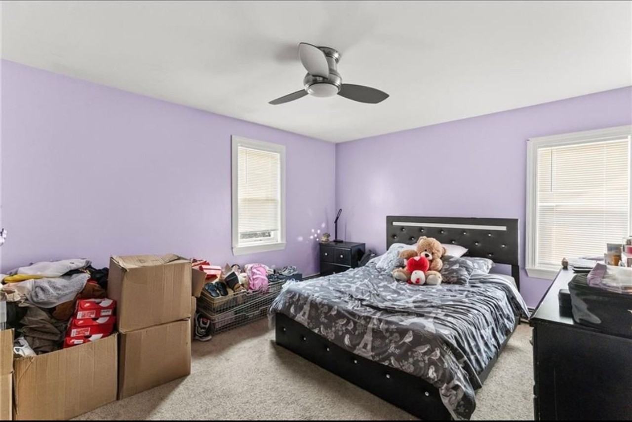 211 Carpenter Street - Photo 6 of 18