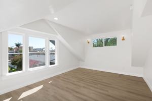 featured image of 4554 North Ave