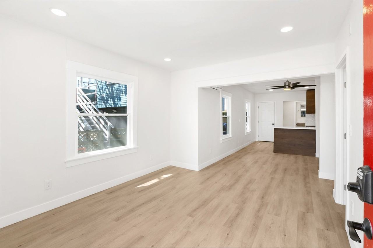 4554-58 North Ave - Photo 3 of 50
