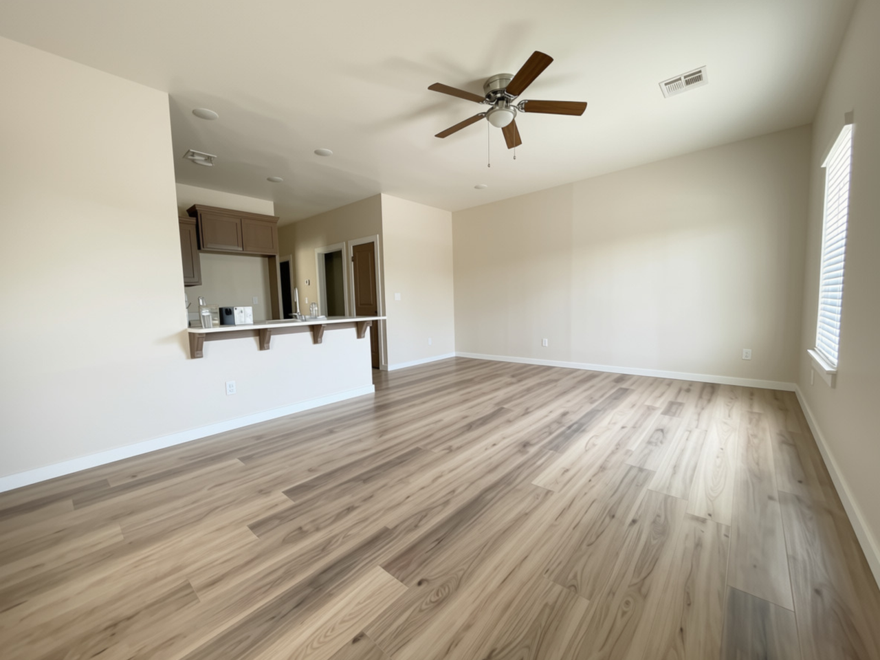 313 Nw Arlington Ave - Photo 4 of 10