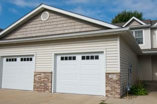 3057 Venice Ln Nw - Photo 1 of 1