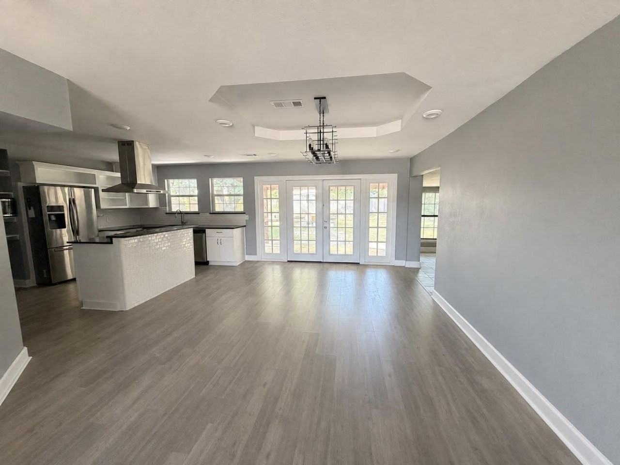 151 Darden Dr - Photo 2 of 11