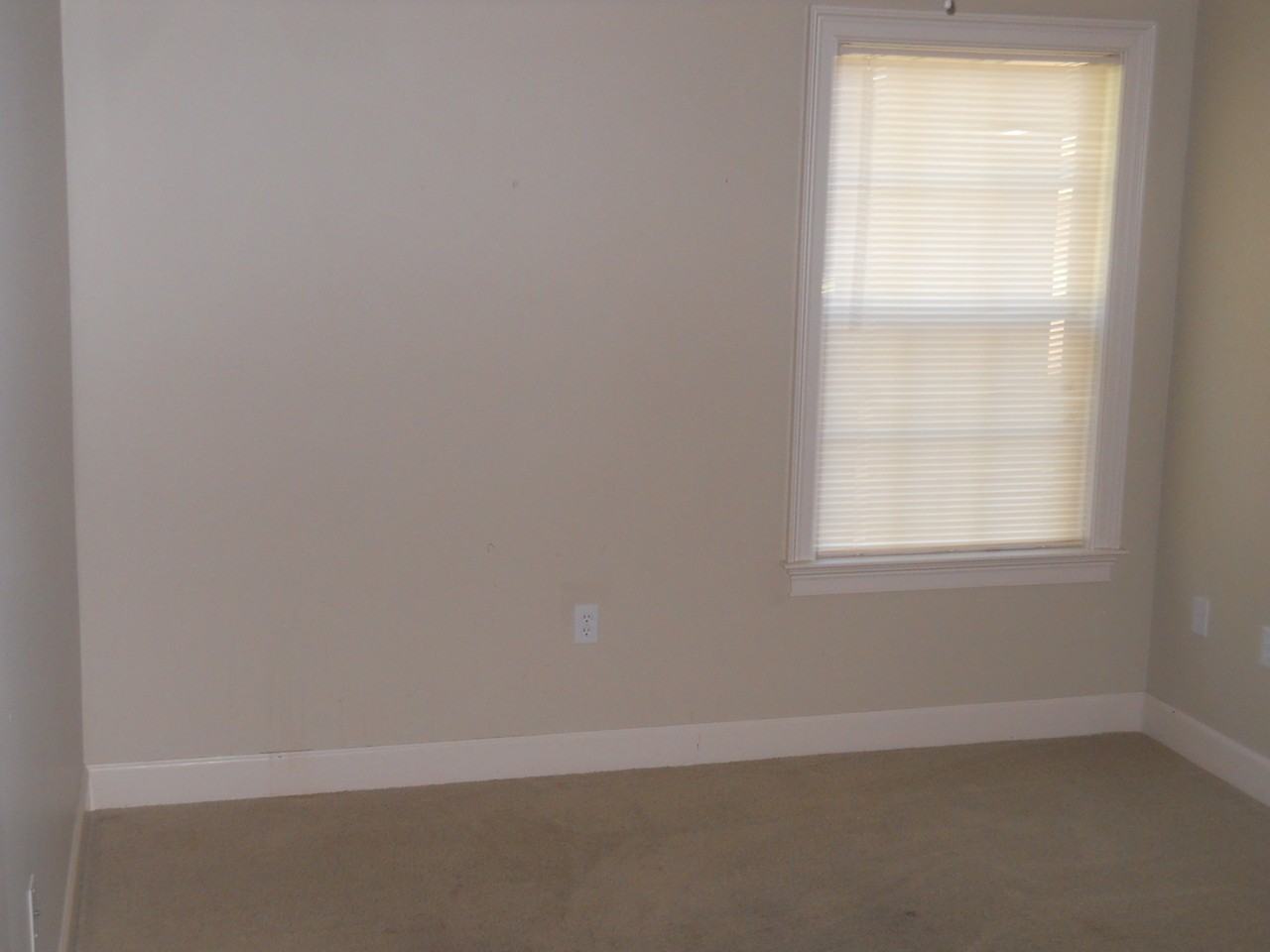 3406 N Barack Obama Blvd Apt H - Photo 7 of 12