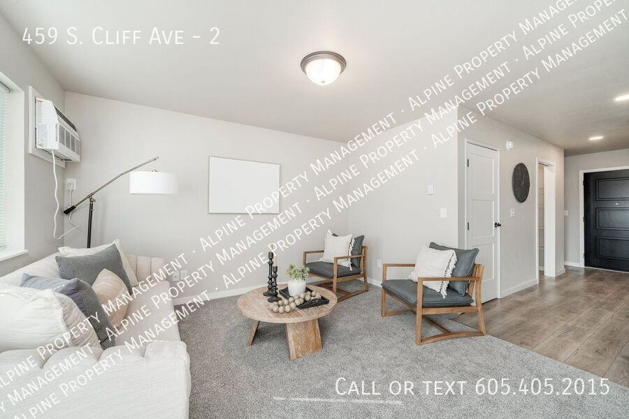 459 S Cliff Ave #2