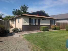featured image of 871 Vermont Ave