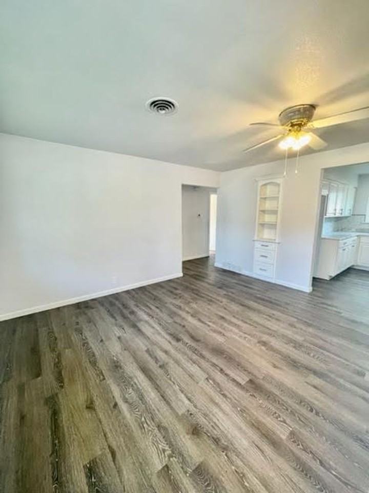1830 La Porte Dr - Photo 2 of 16