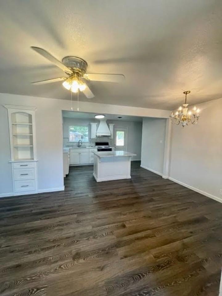 1830 La Porte Dr - Photo 3 of 16