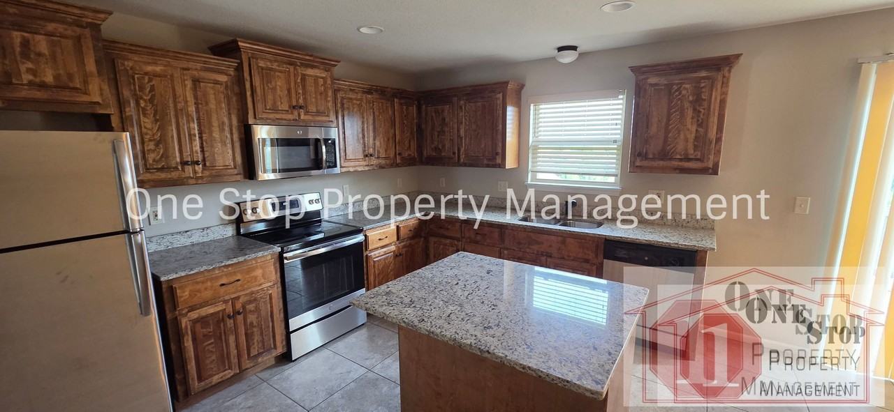 418 Sunflower Dr - Photo 6 of 32