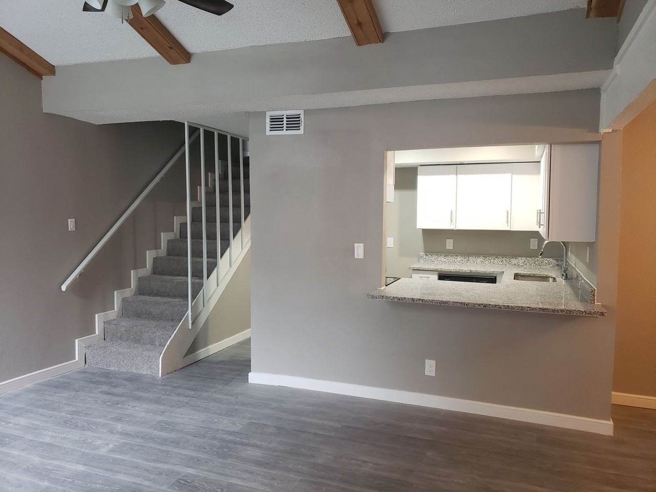 2621 San Sabastian Cir - Photo 4 of 26