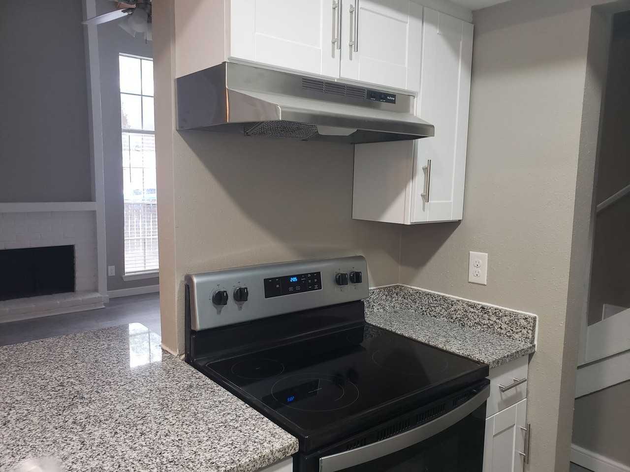 2621 San Sabastian Cir - Photo 5 of 26