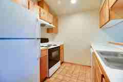 2144-2146 SW Reindeer - Photo 1 of 1