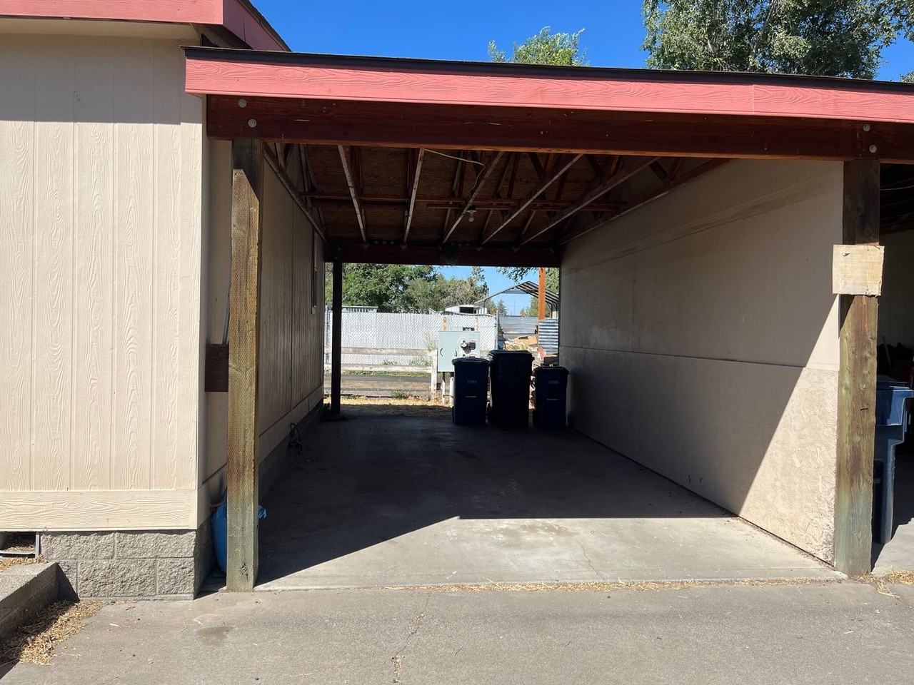 639 Se Evergreen Ave - Photo 3 of 31