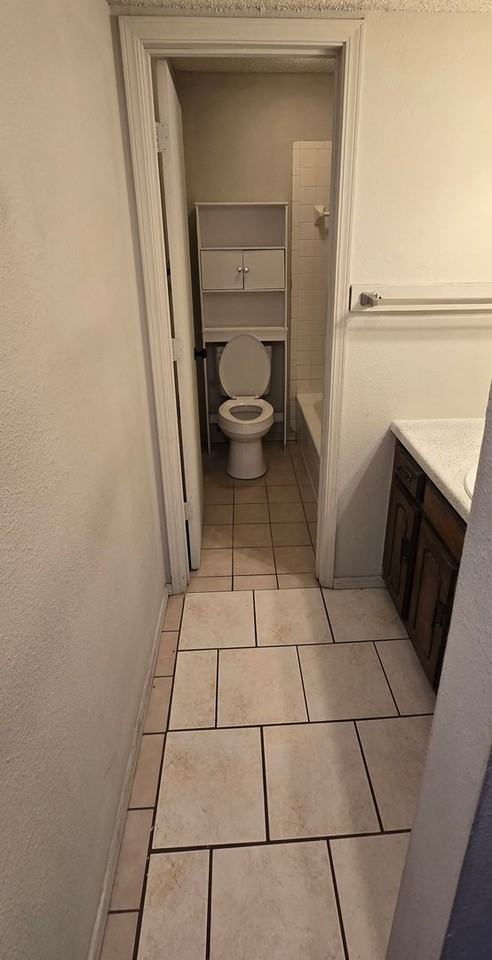 Greenwood Apartments - Photo 6 of 14