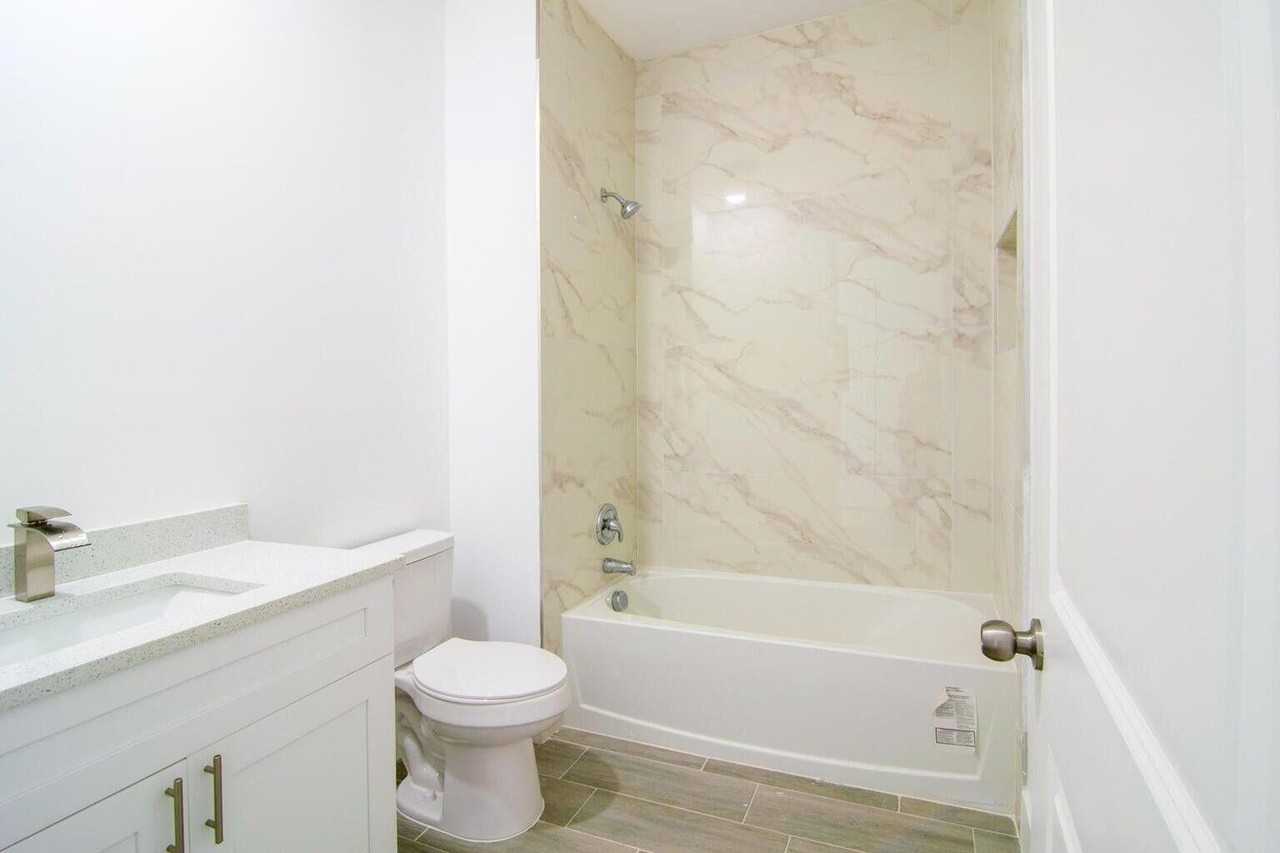 248 Rotonda Blvd W #1 - Photo 7 of 17
