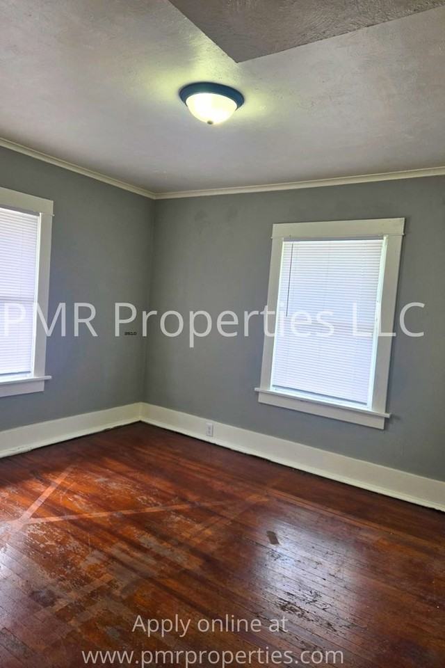 831 3rd Ave - Photo 3 of 6
