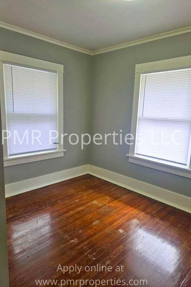 831 3rd Ave - Photo 5 of 6