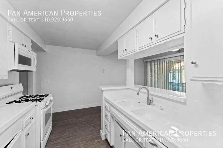 Coast Apartments - Photo 5 of 46