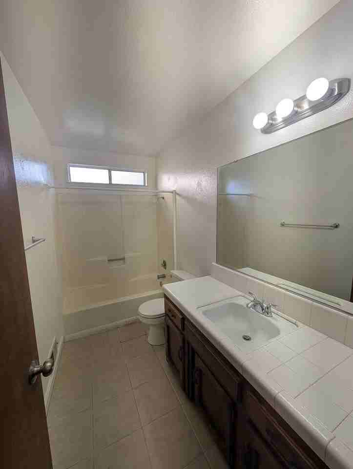 1765 N Denair Ave - Photo 7 of 11