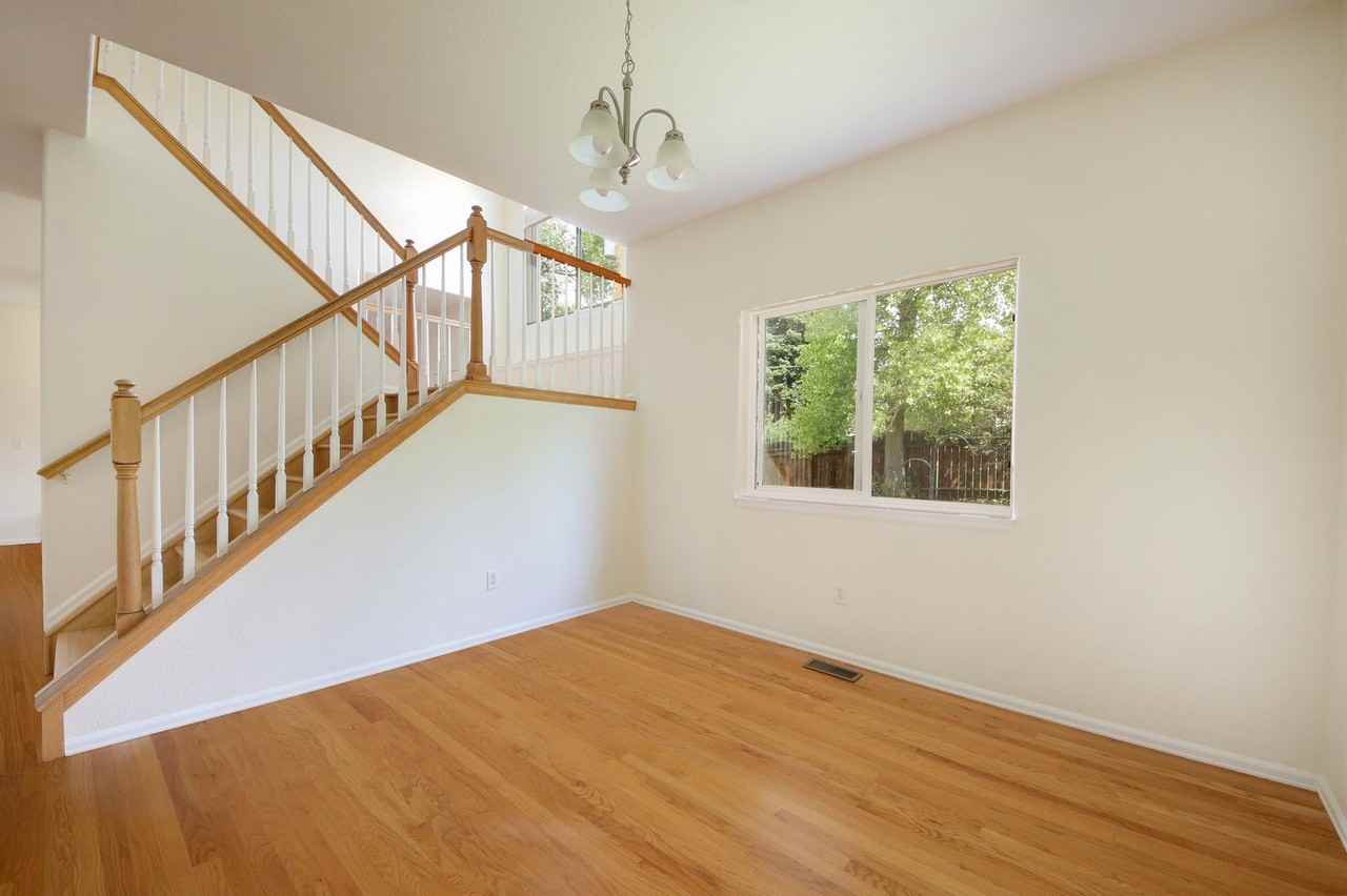 1734 W Yampa St - Photo 6 of 27