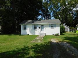 featured image of 2208 1/2 Spencer Ave