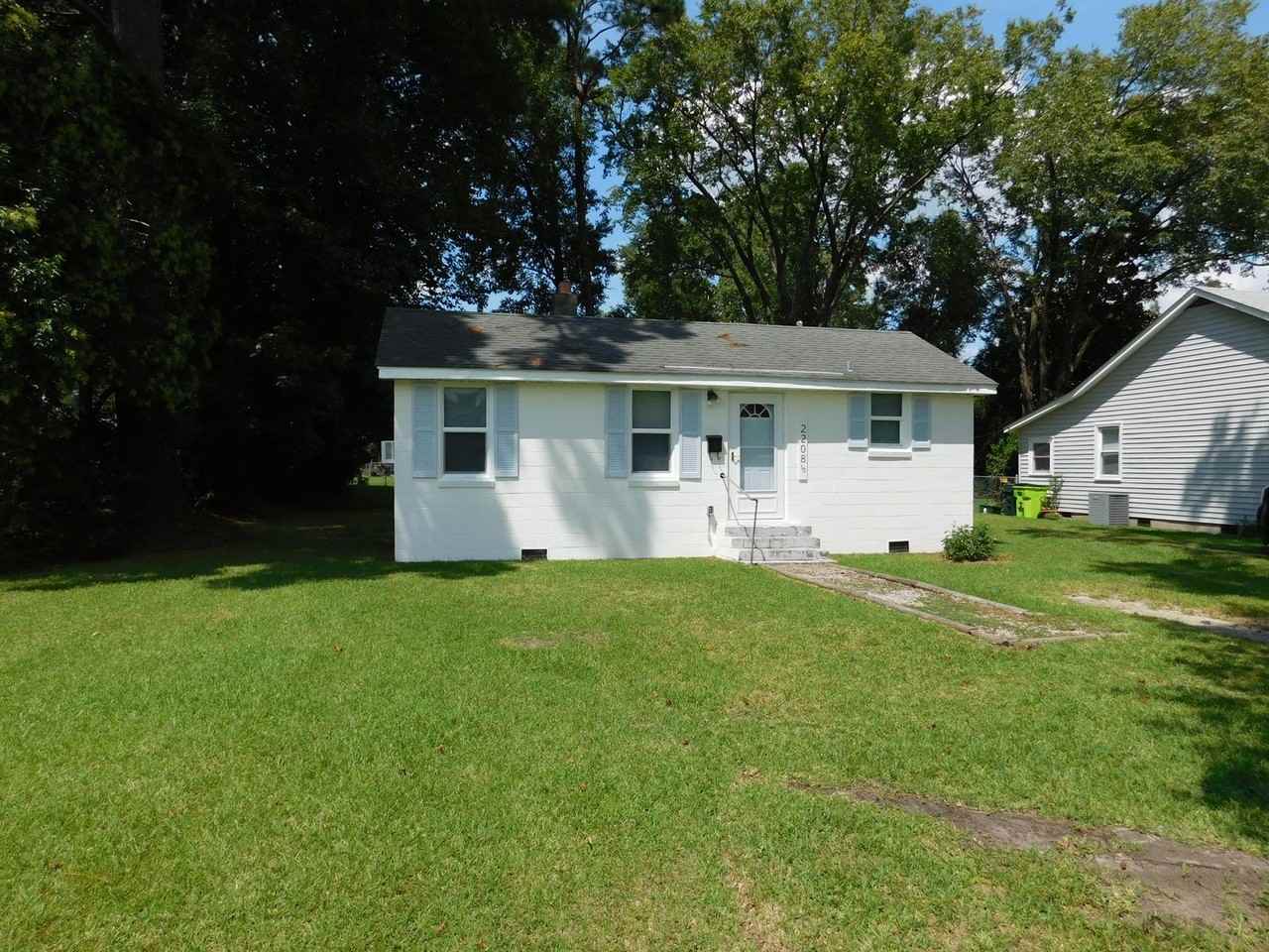 2208 1/2 Spencer Ave - Photo 2 of 19