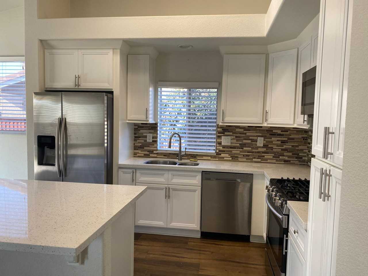 31431 Gironde Ct - Photo 3 of 9