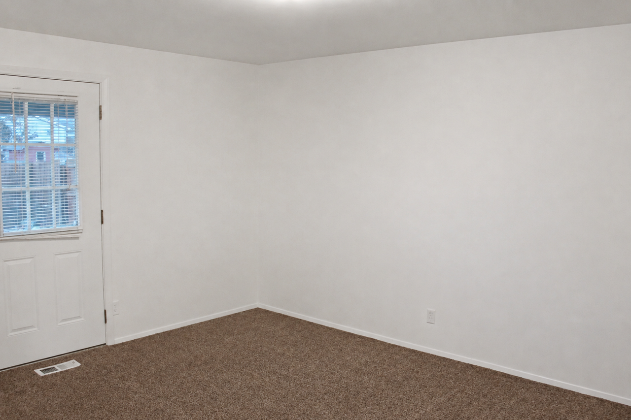 2010 Nw Elm Ave - Photo 4 of 11
