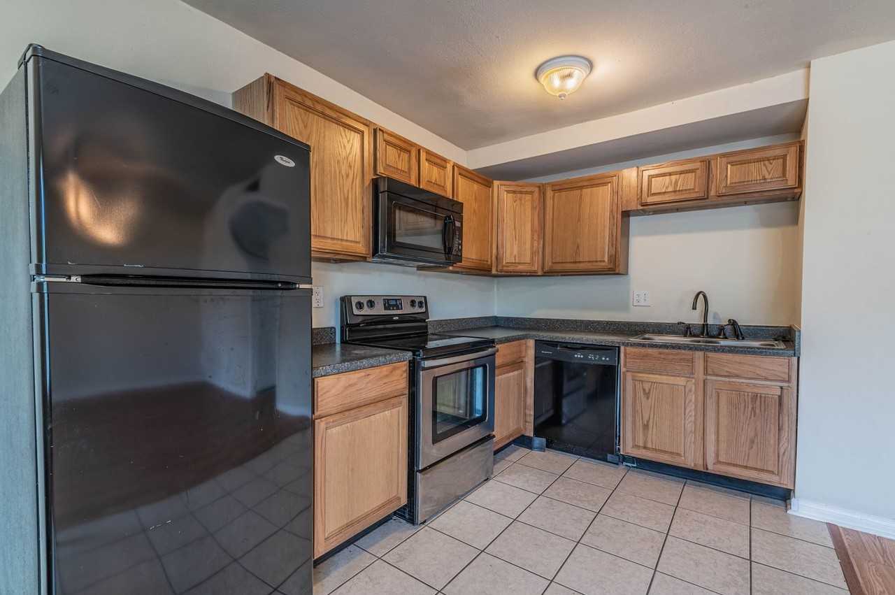 3918 Anita St #1 - Photo 6 of 17