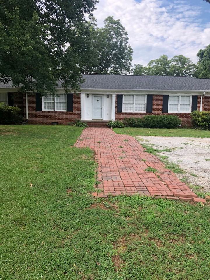 129 Sunset Dr - Photo 3 of 24