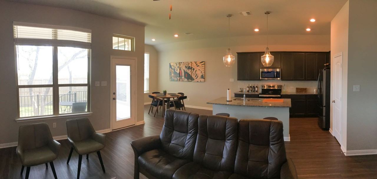 3948 Aransas Dr - Photo 5 of 19