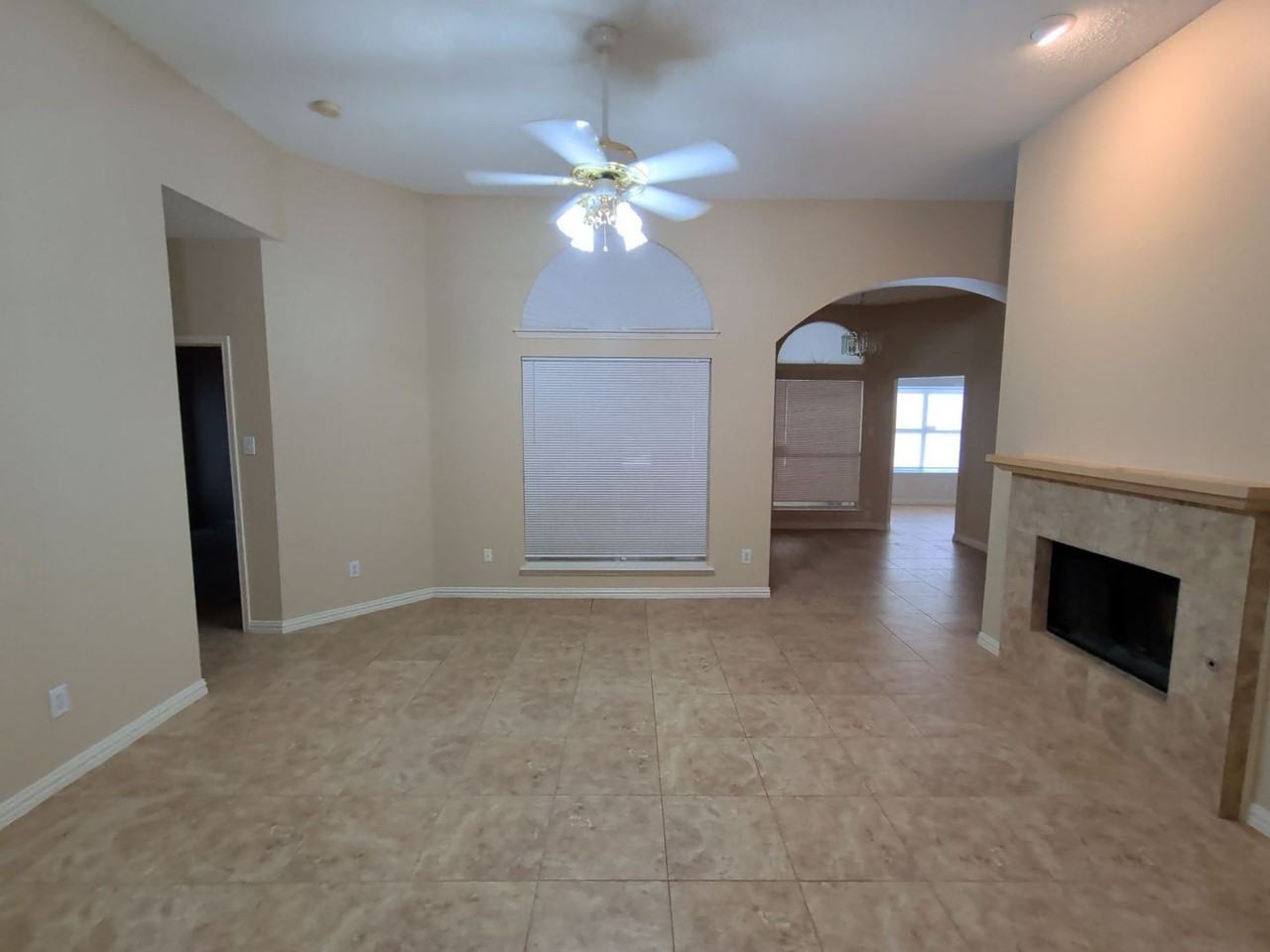 4819 Brady Ct - Photo 2 of 32
