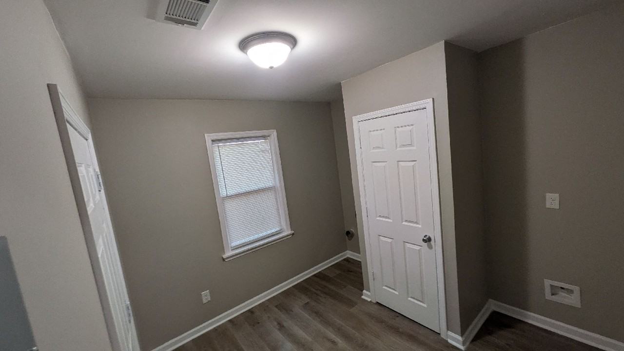 389 Hodges St - Photo 7 of 8