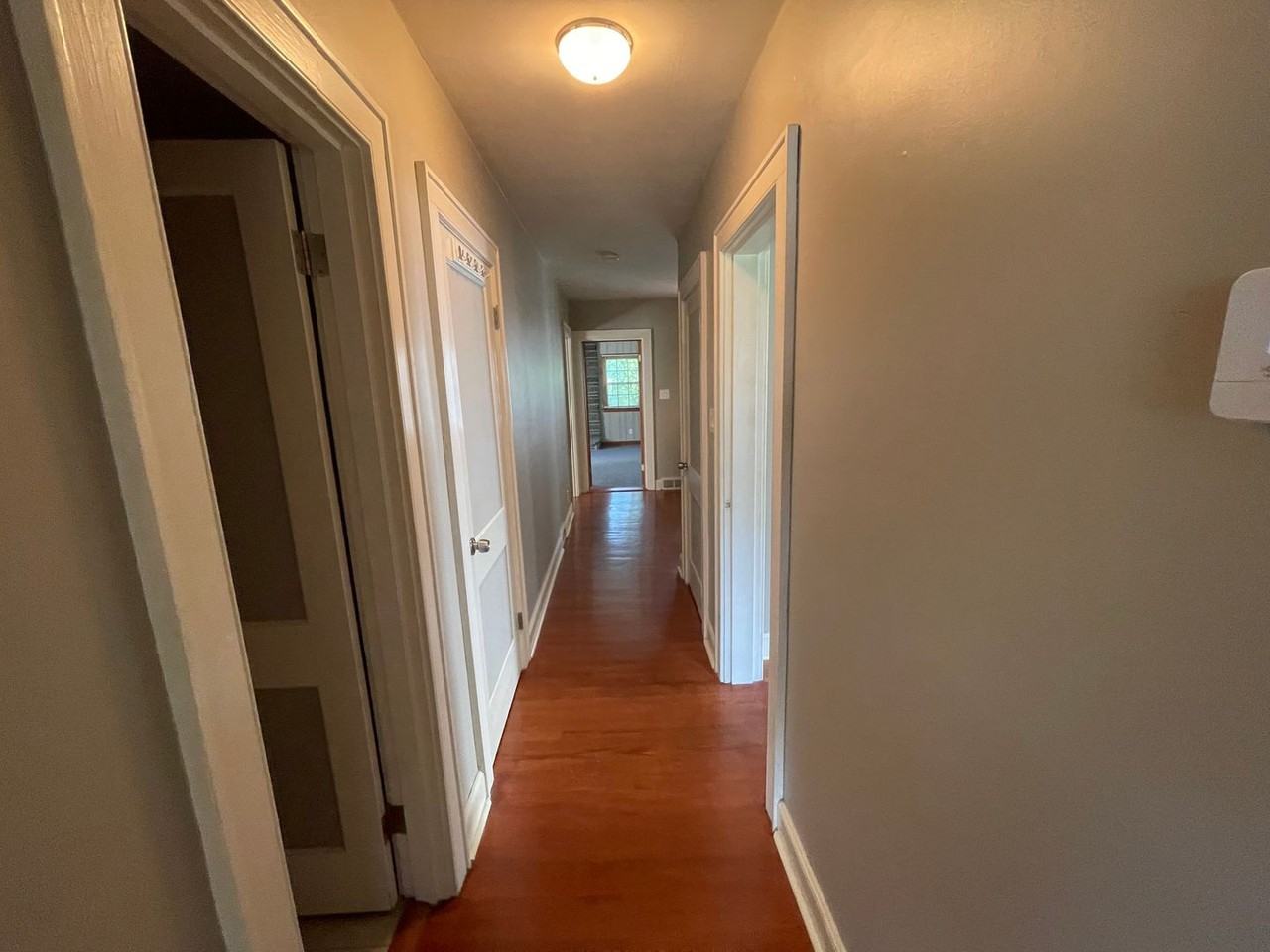 509 Biltmore Ave - Photo 7 of 18