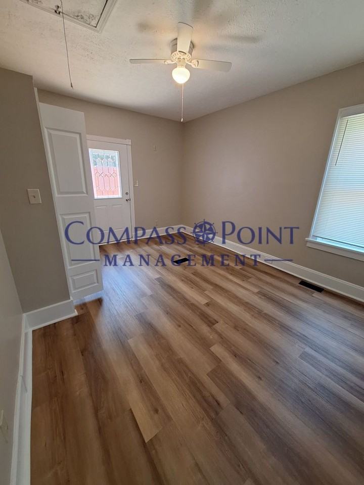 848 Bryan Ave - Photo 7 of 11