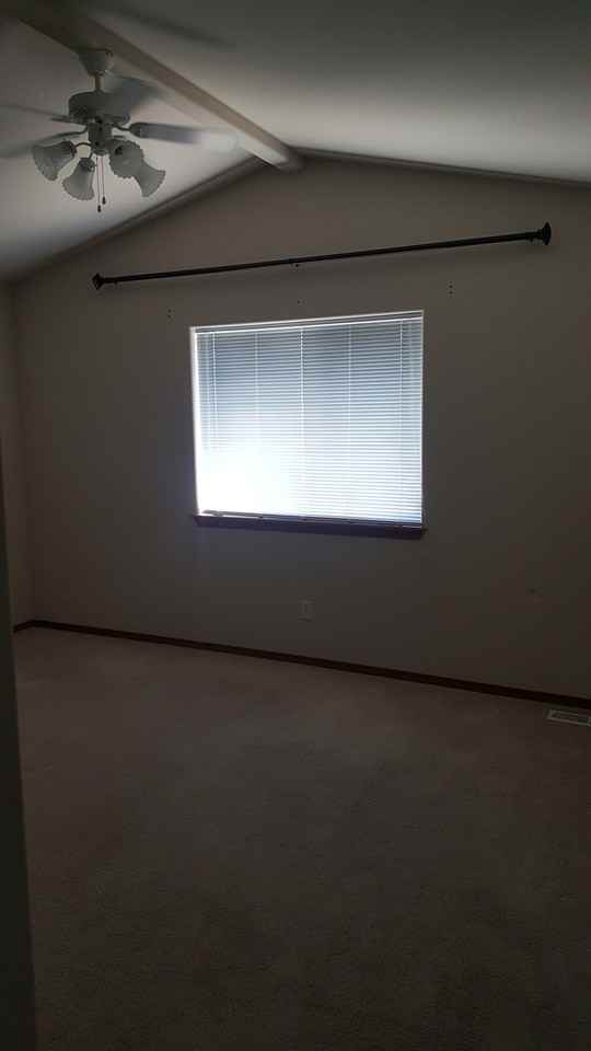 4321 S Stonington Ln - Photo 4 of 11