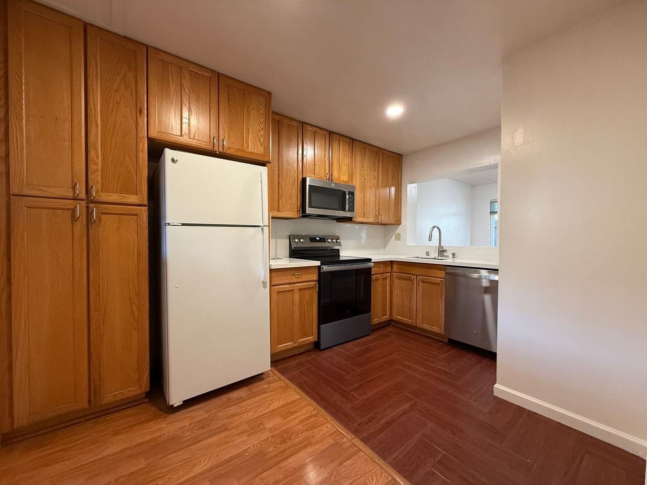 4794 Raspberry Pl - Photo 2 of 14
