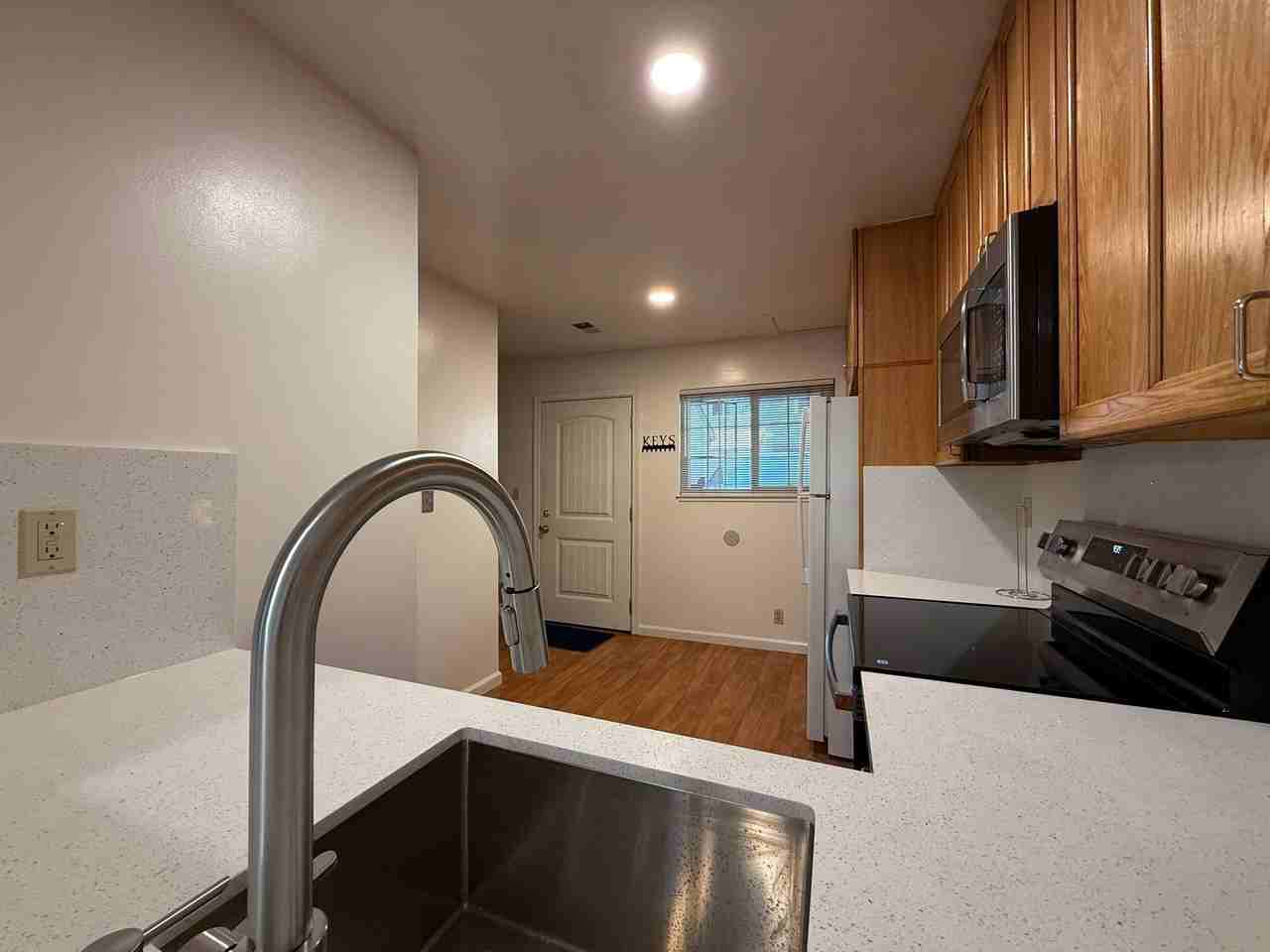 4794 Raspberry Pl - Photo 4 of 14