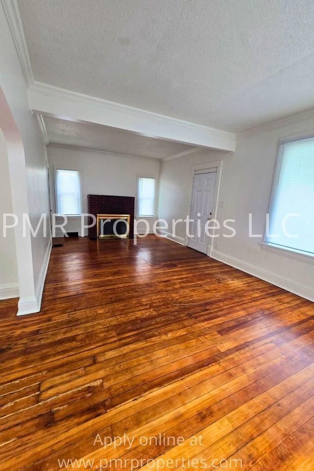 3918 N 17th St - Photo 5 of 11