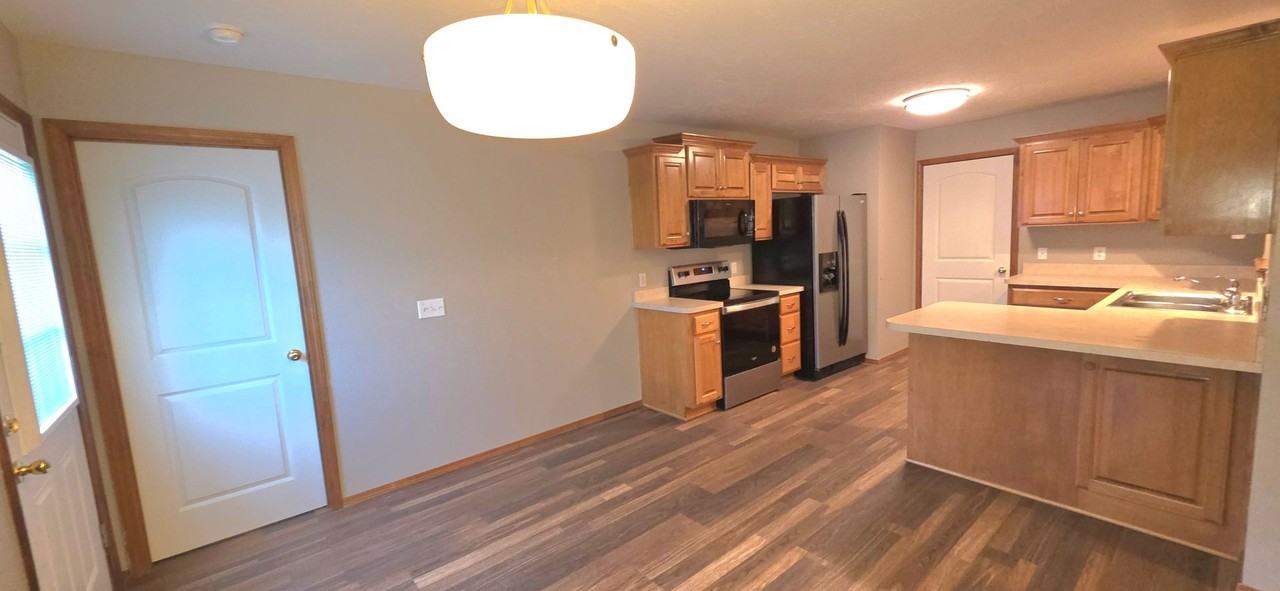 503 S Birchwood St - Photo 5 of 12