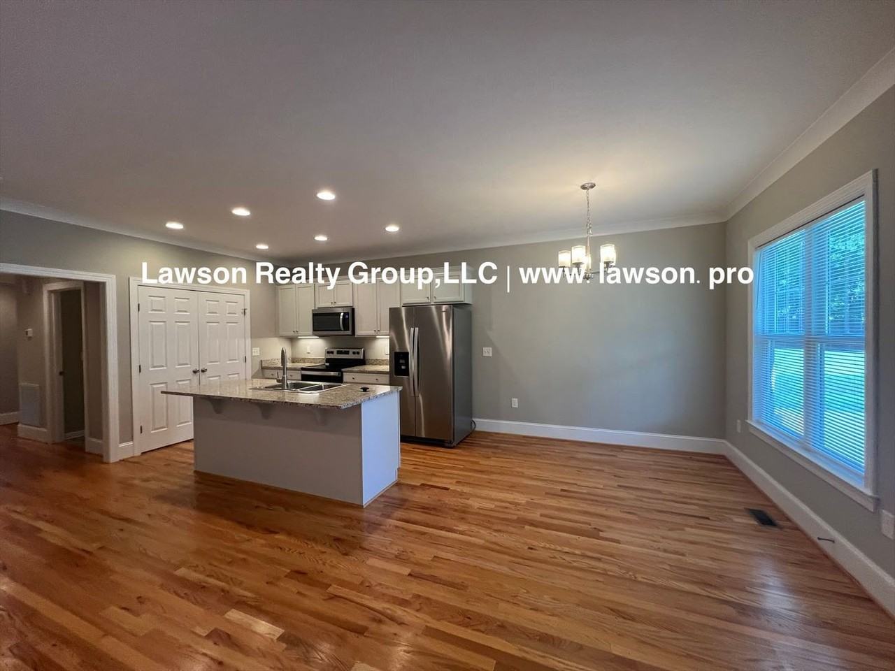 2337 Martin Ln Sw - Photo 7 of 49
