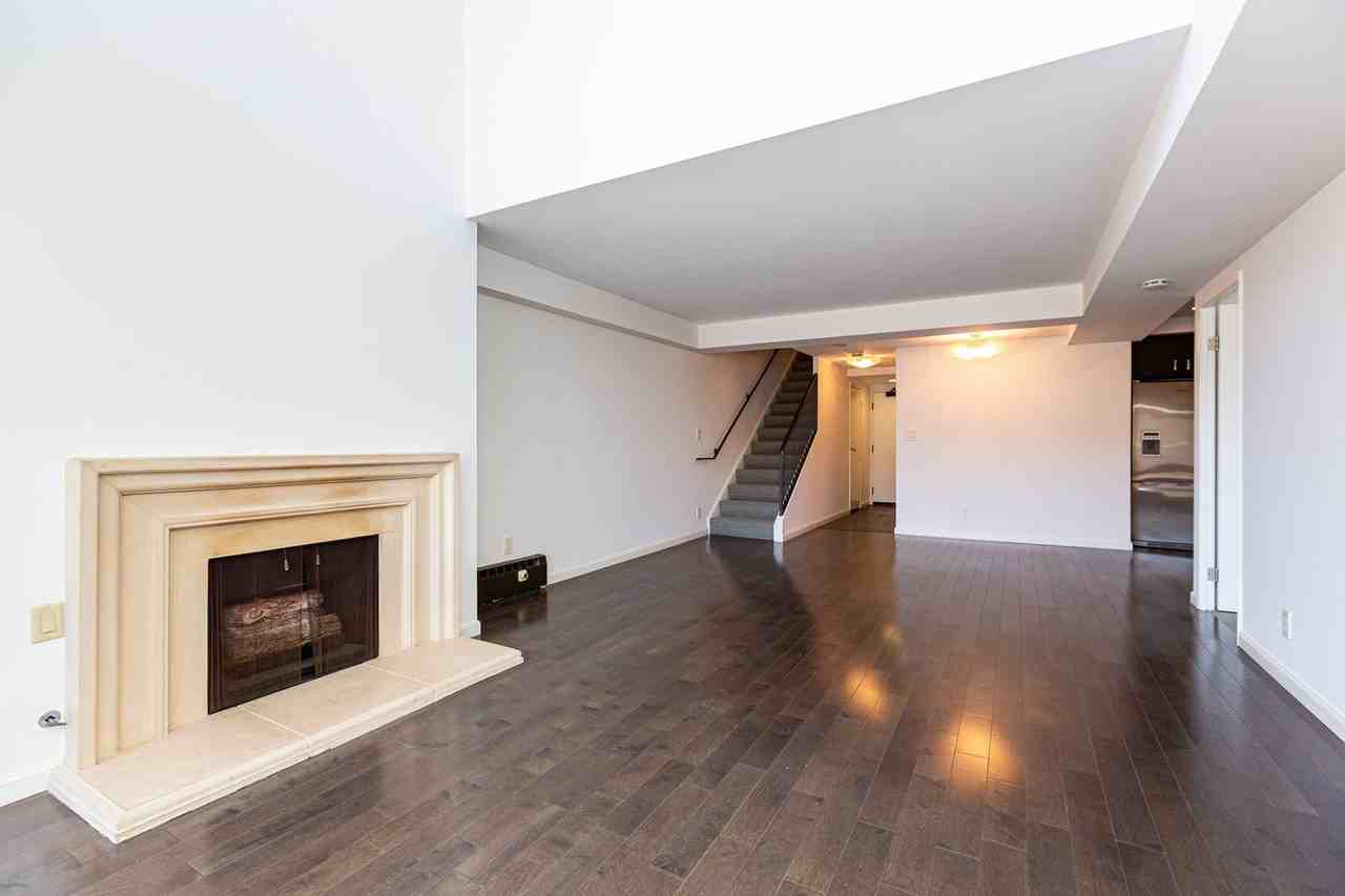 1177 California St - Photo 7 of 32